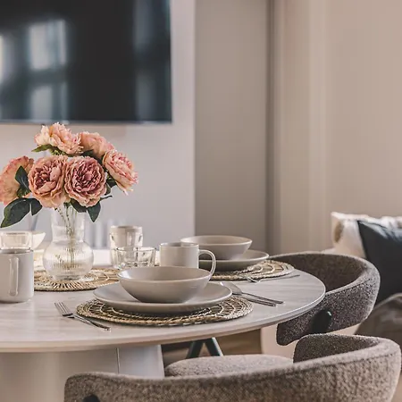 Апартаменти 2homerent Dluga 14 Kamienica W Centrum Poznania Познань